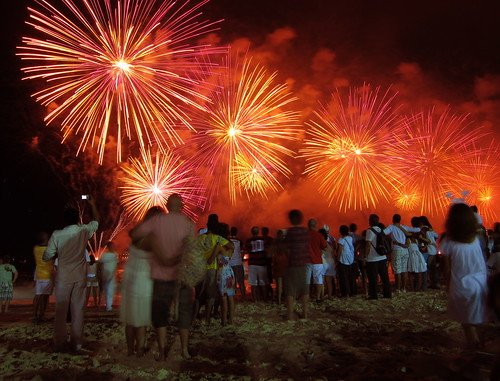 Copacabana 2011, Orange Fireworks